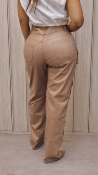 PANTALON CUERO VEGANO MOCA
