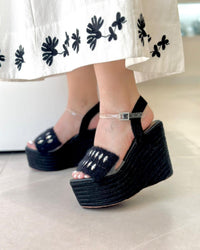PLATAFORMA AURORA COLOR NEGRO