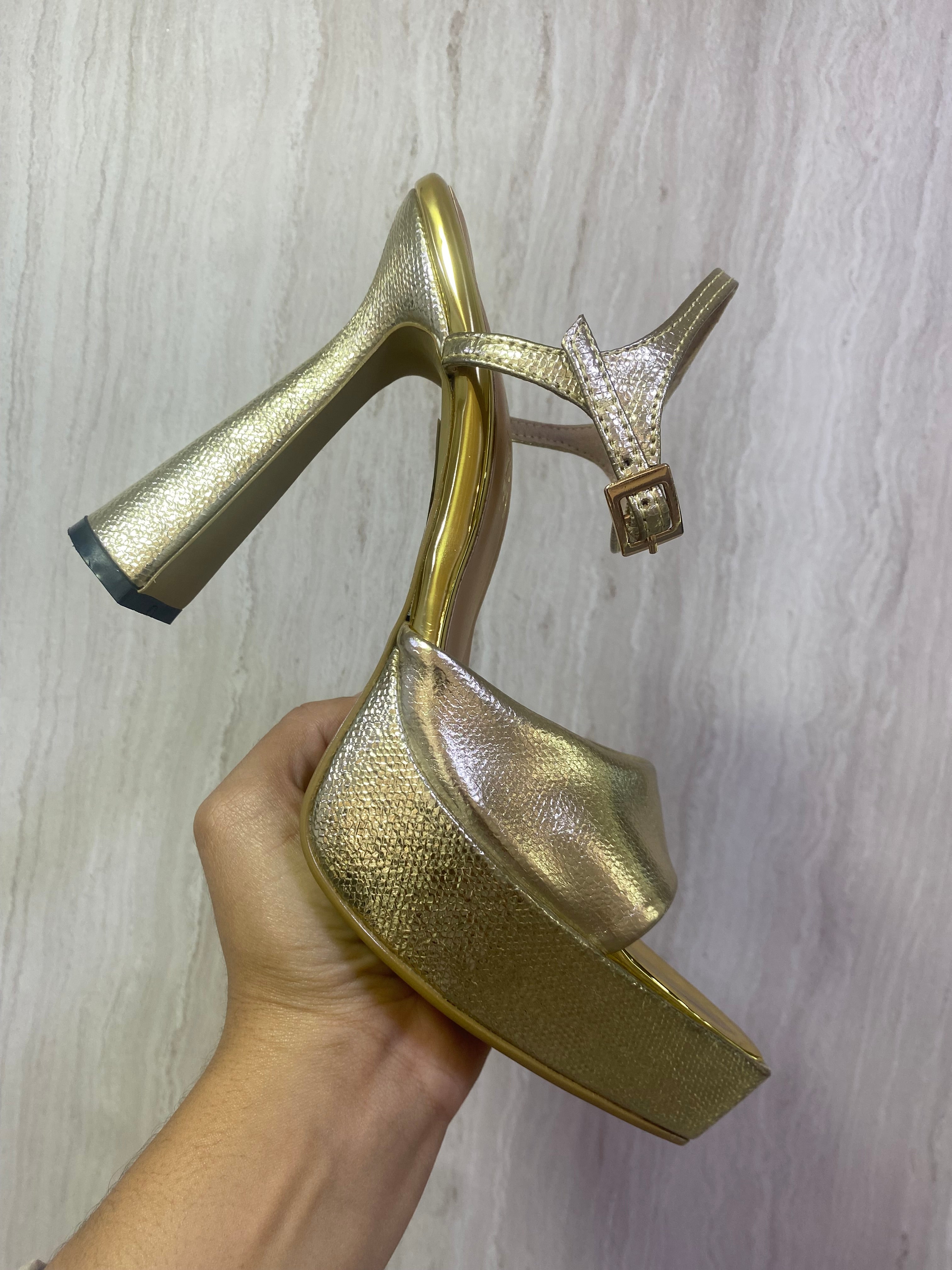 Ref.VAL264DOR TACON PLATAFORMA PLATA