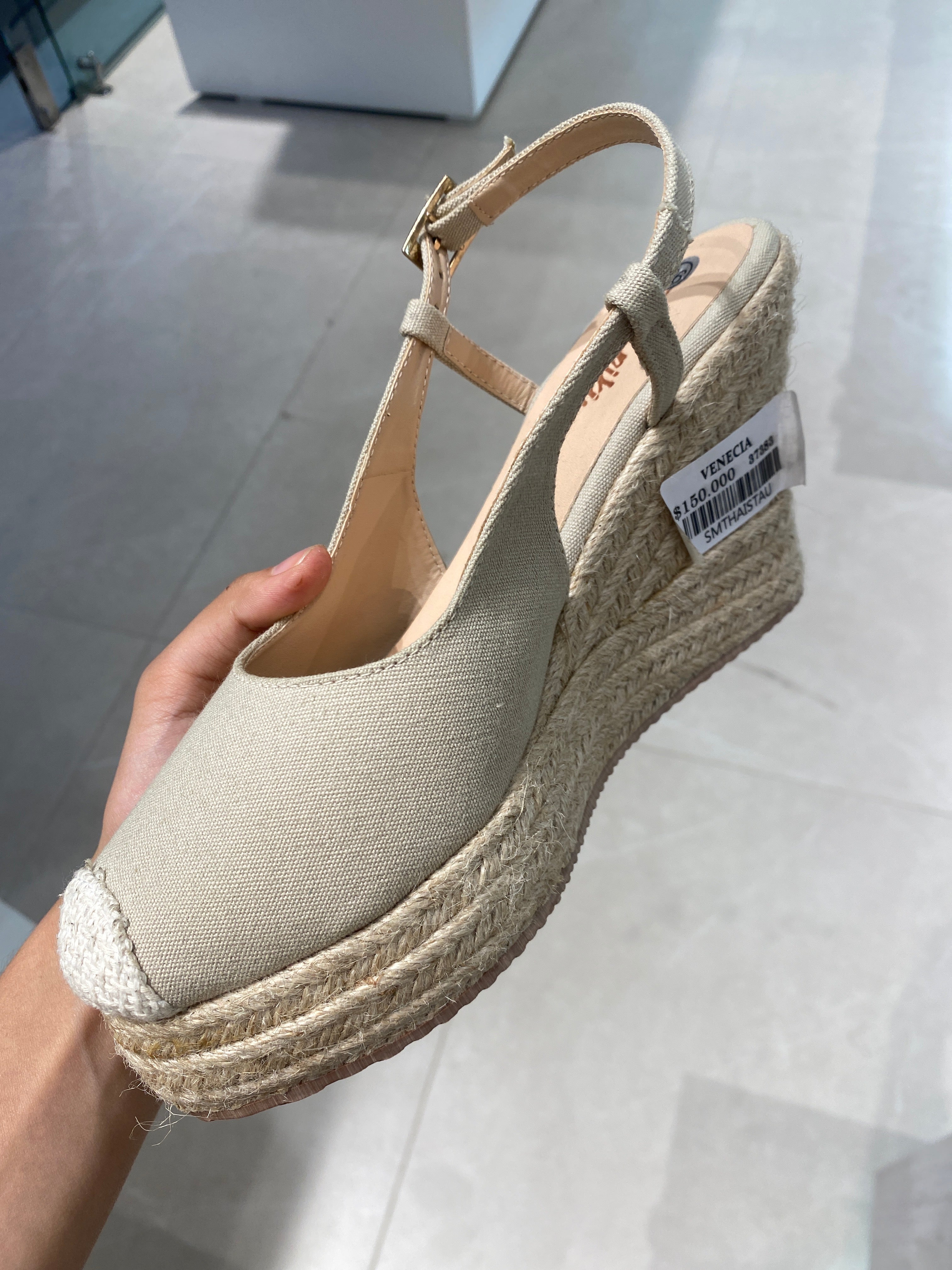 Ref. SMTHAISTAU PLATAFORMA JEAN TAUPE