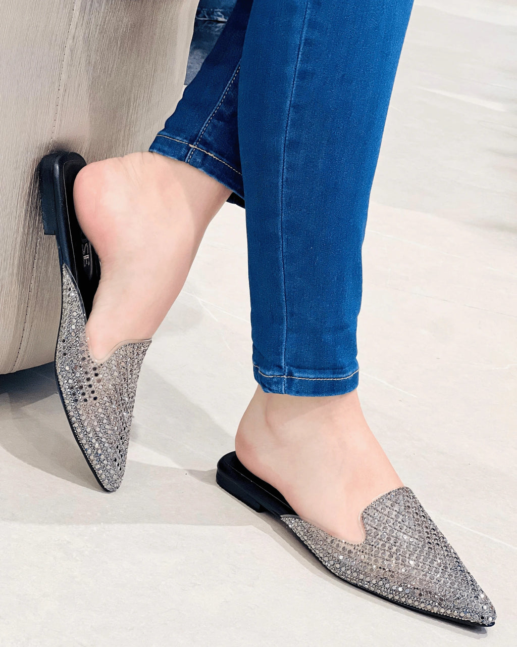 VAL412NEG MULE NEGRO BRILLANTE GLAM