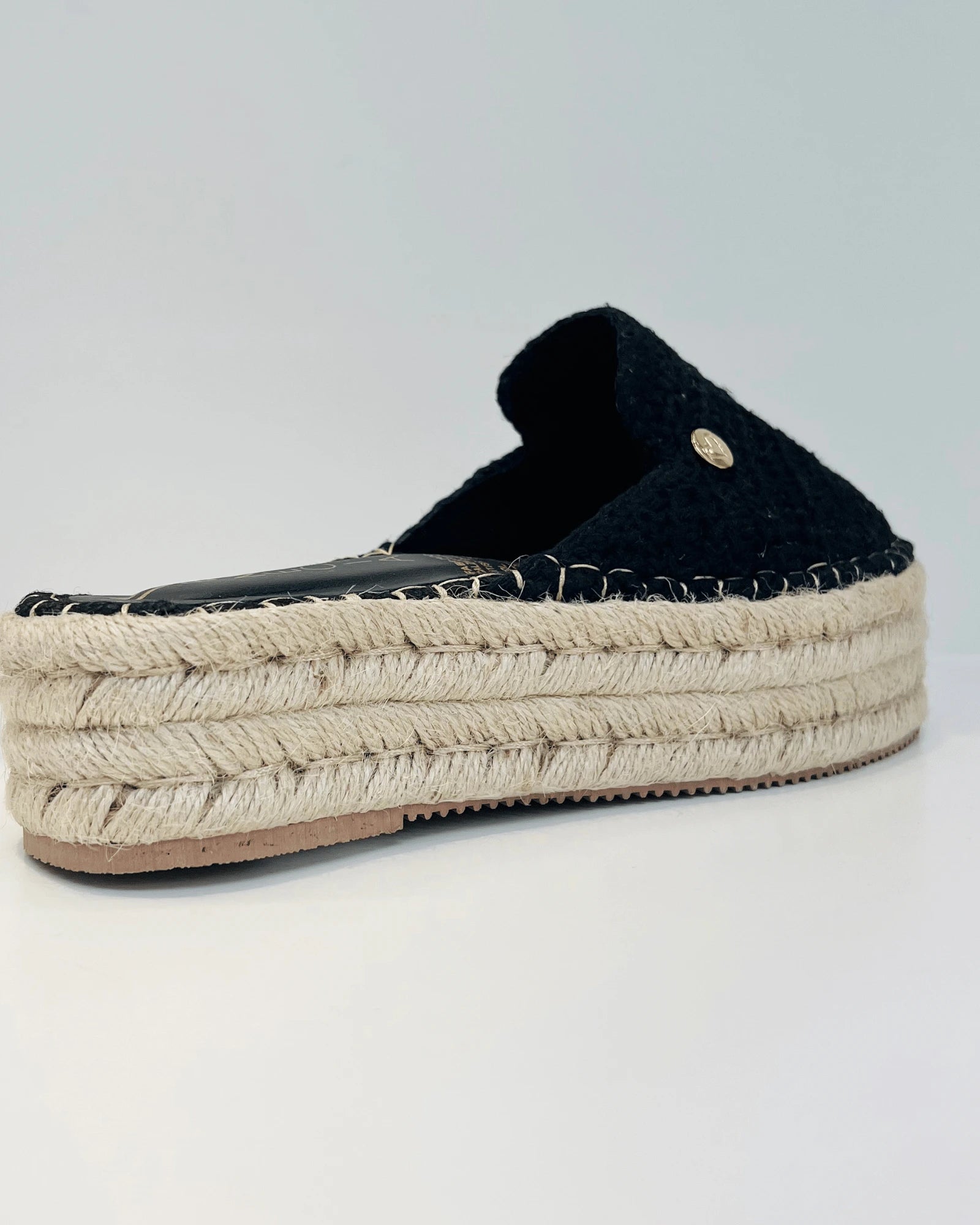 MULE PLATAFORMA TEJIDO NEGRO