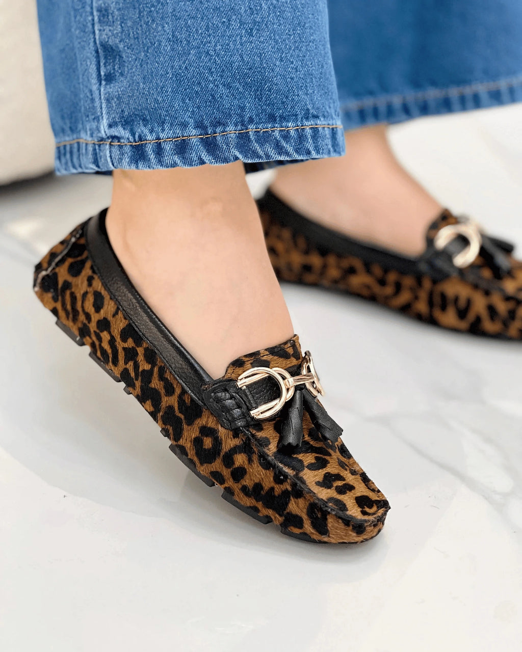 MOCASIN  ANIMAL PRINT HERRAJE METALICO