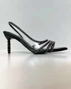 VAL402NEG SANDALIA DE TACON ELEGANTE CON DETALLES BRILLANTES NEGRA