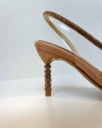 VAL402AMA SANDALIA DE TACON ELEGANTE CON DETALLES BRILLANTES CARAMELO