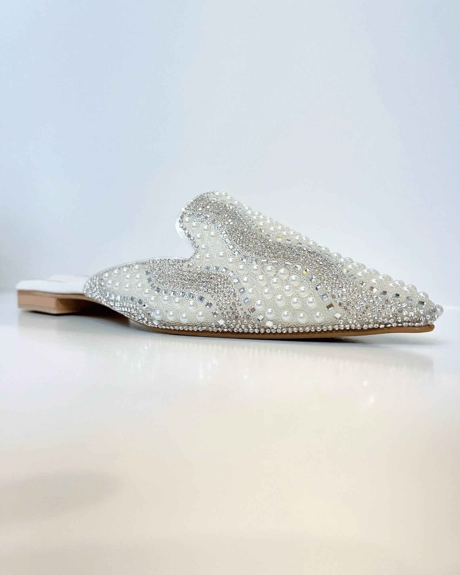 VAL413TAL MULE TALCO BRILLANTE CON PERLAS