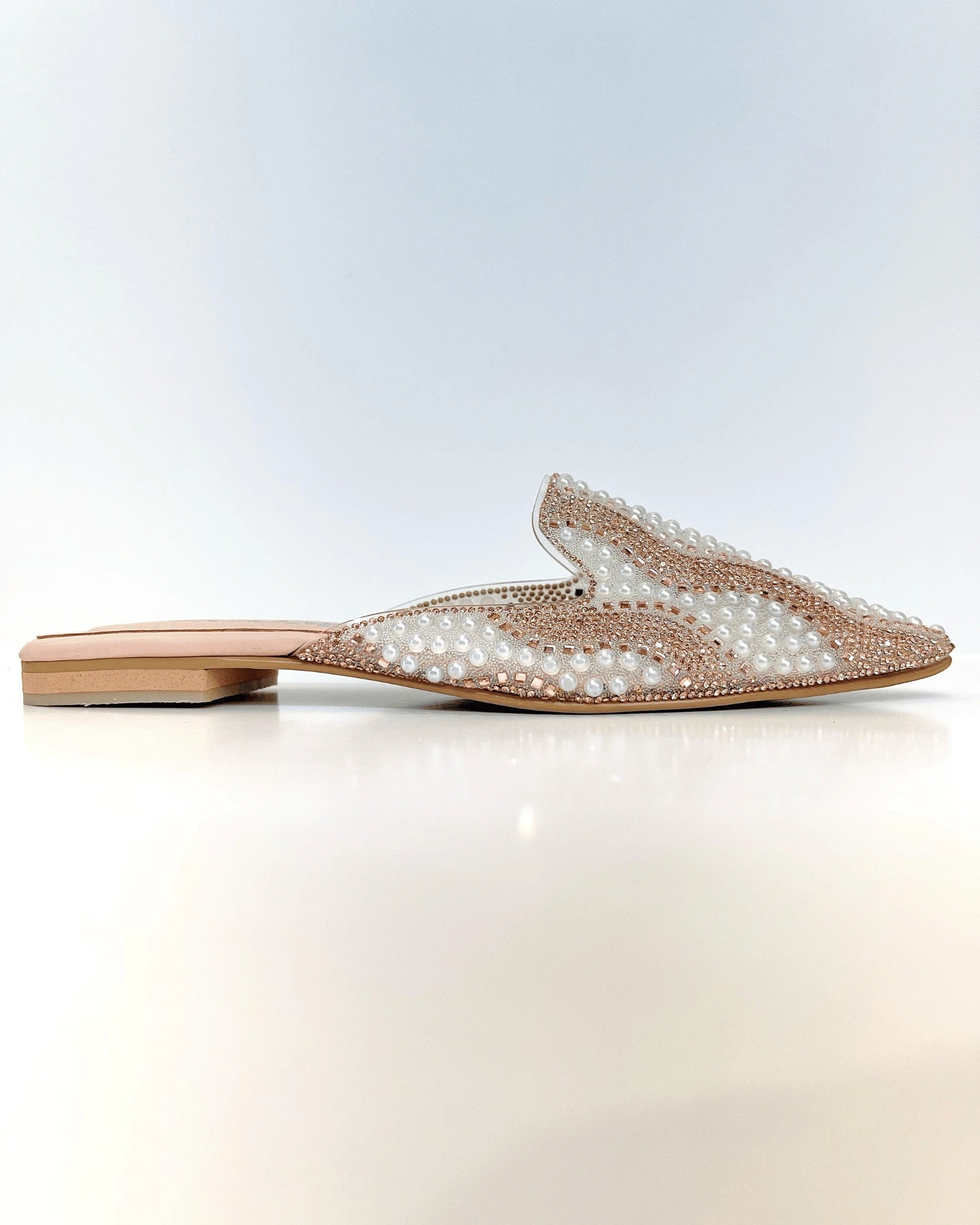 VAL413NUD MULE NUDE BRILLANTE CON PERLAS