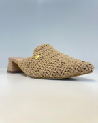 MULE TEJIDO TACON CUADRADO TAUPE