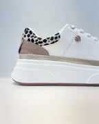 OS211DOR TENIS BLANCO GLAM CON DETALLE DORADO