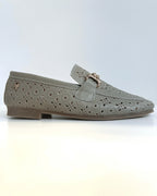 MOCASIN EN CUERO CALADO PISTACHO