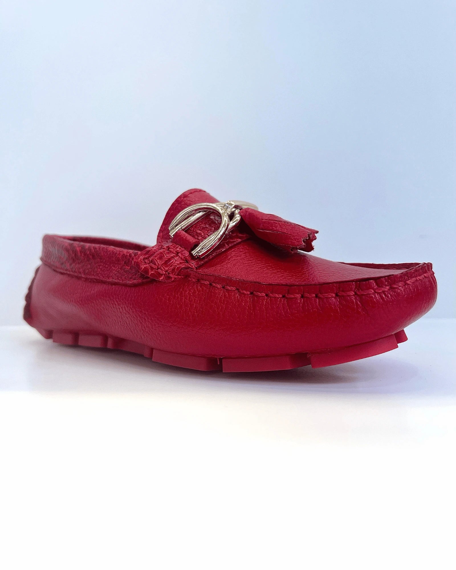 MOCASIN  ROJO HERRAJE METALICO