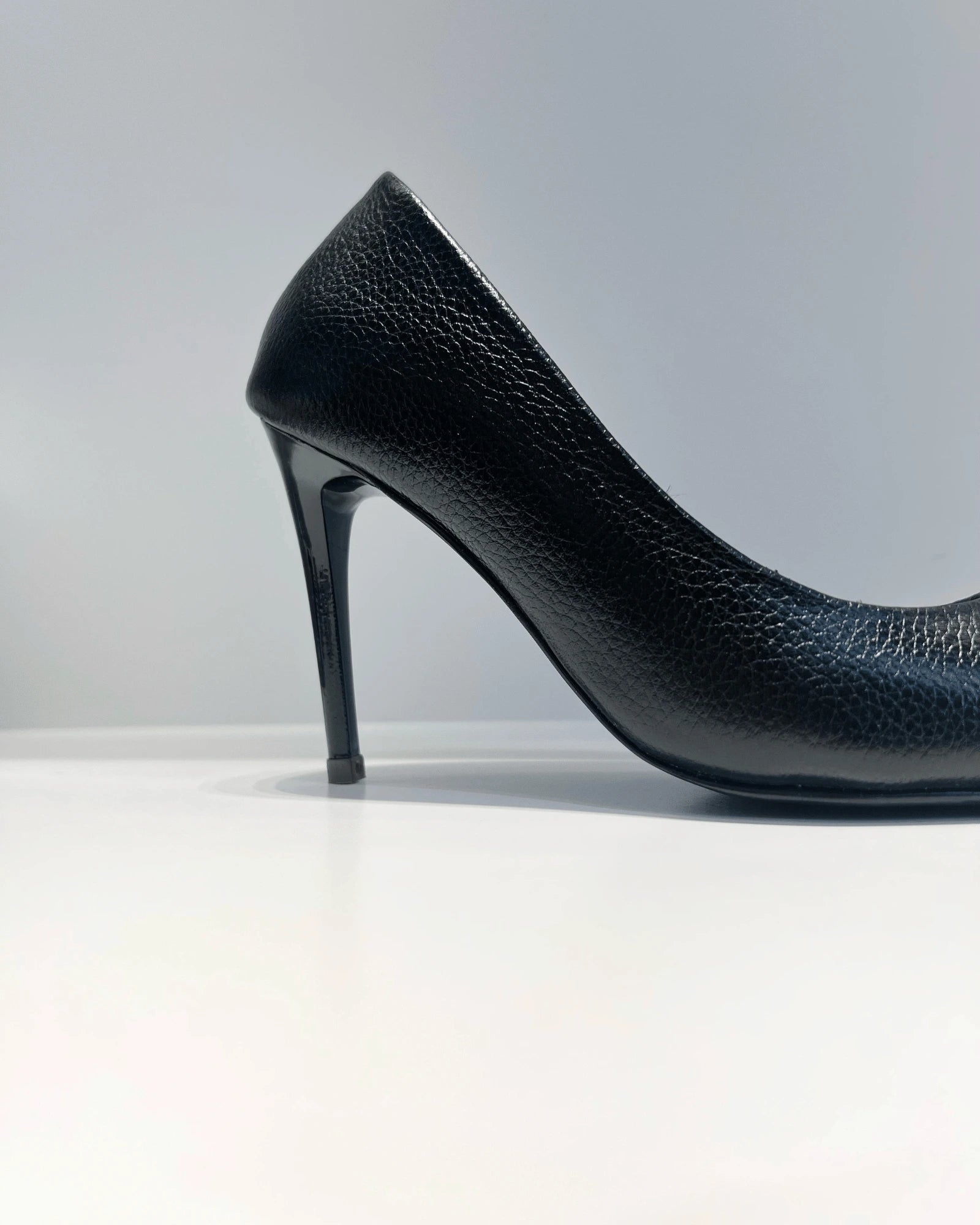 VAL820NEG TACON STILETO NEGRO