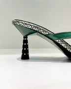 VAL408VER SANDALIA DE TACON PIEDRAS VERDE