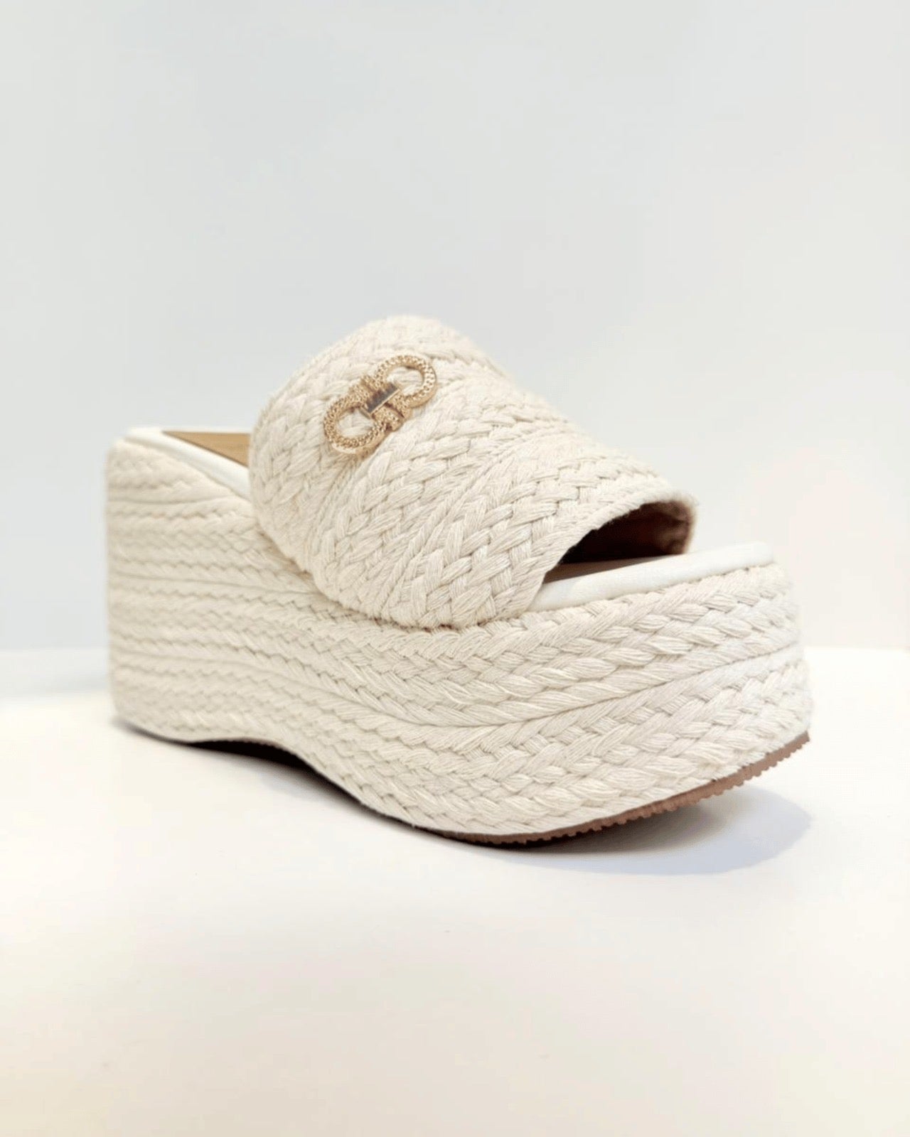 PLATAFORMA ZOÉ EN YUTE BLANCO