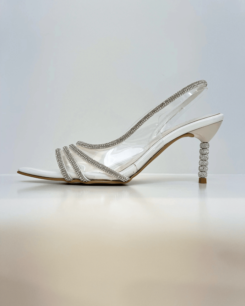 VAL402TAL SANDALIA DE TACON ELEGANTE CON DETALLES BRILLANTES BEIGE