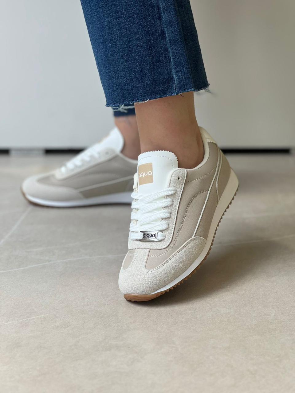 AQ360ARE TENIS ARENA