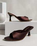TACÓN CAMILLE ELEGANTE CHOCOLATE
