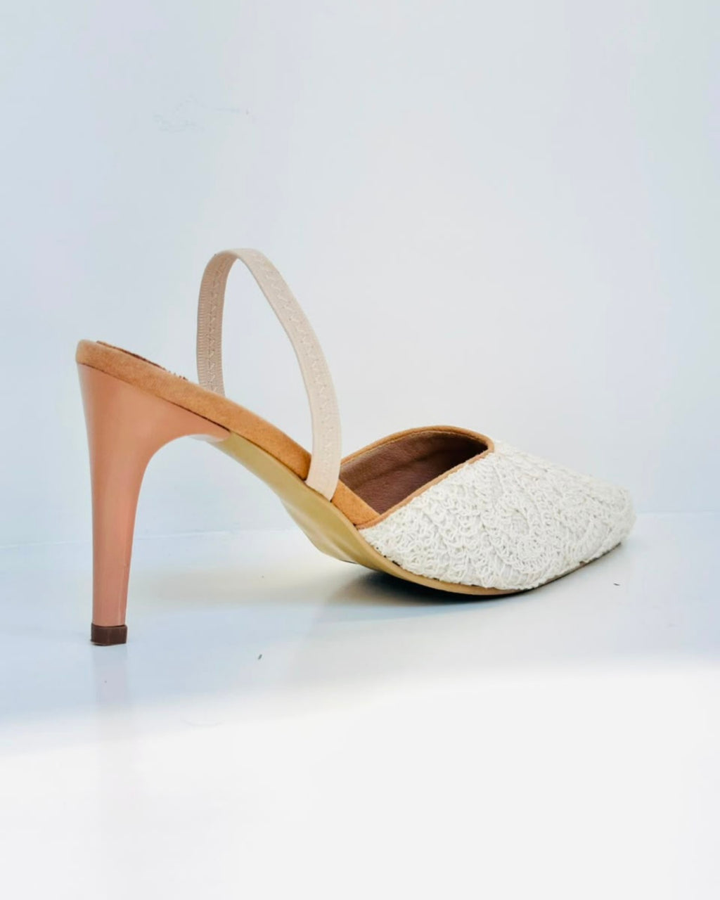 TACÓN ISABELLA SLINGBACK EN CROCHET BLANCO