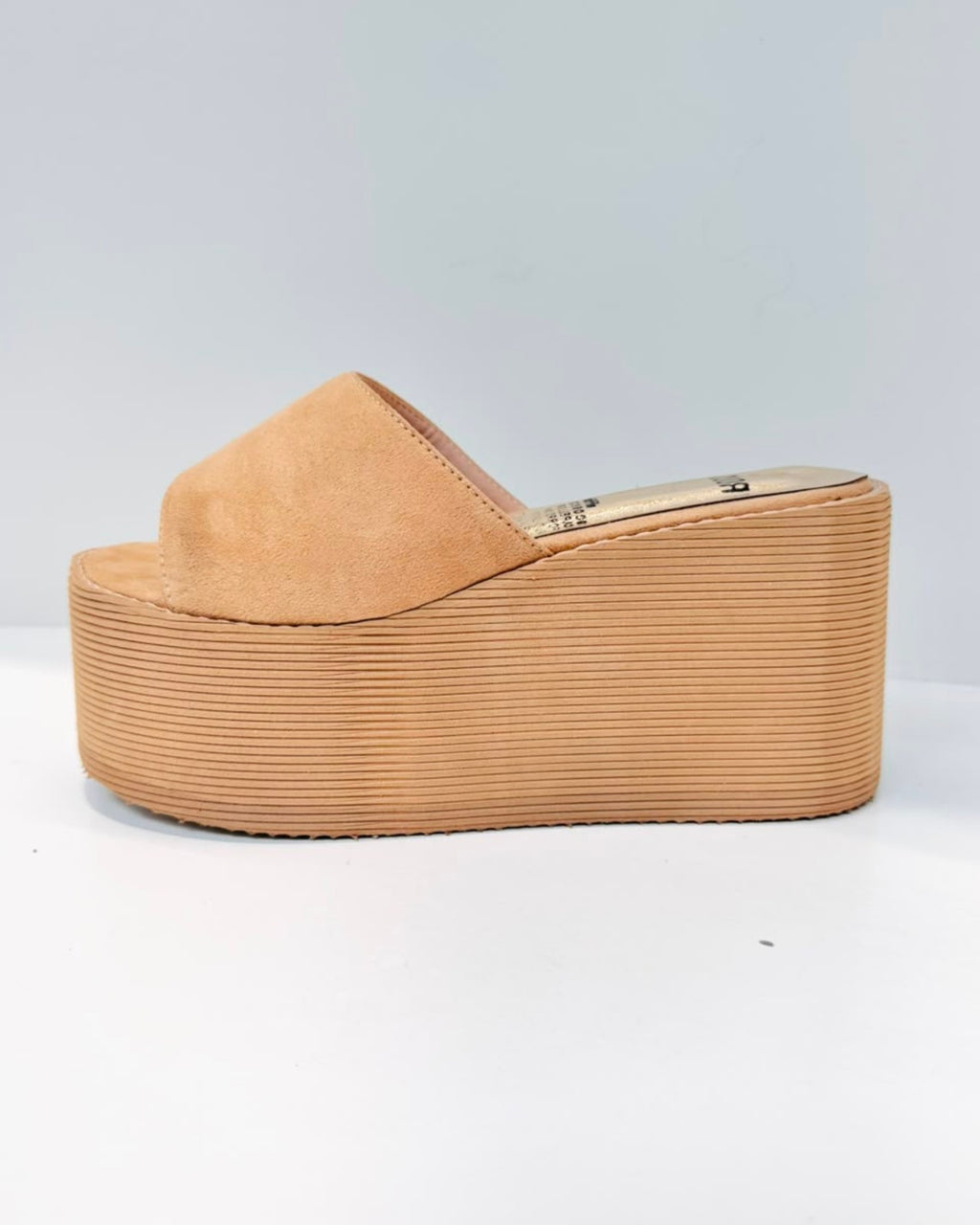 PLATAFORMA NARELLA BEIGE