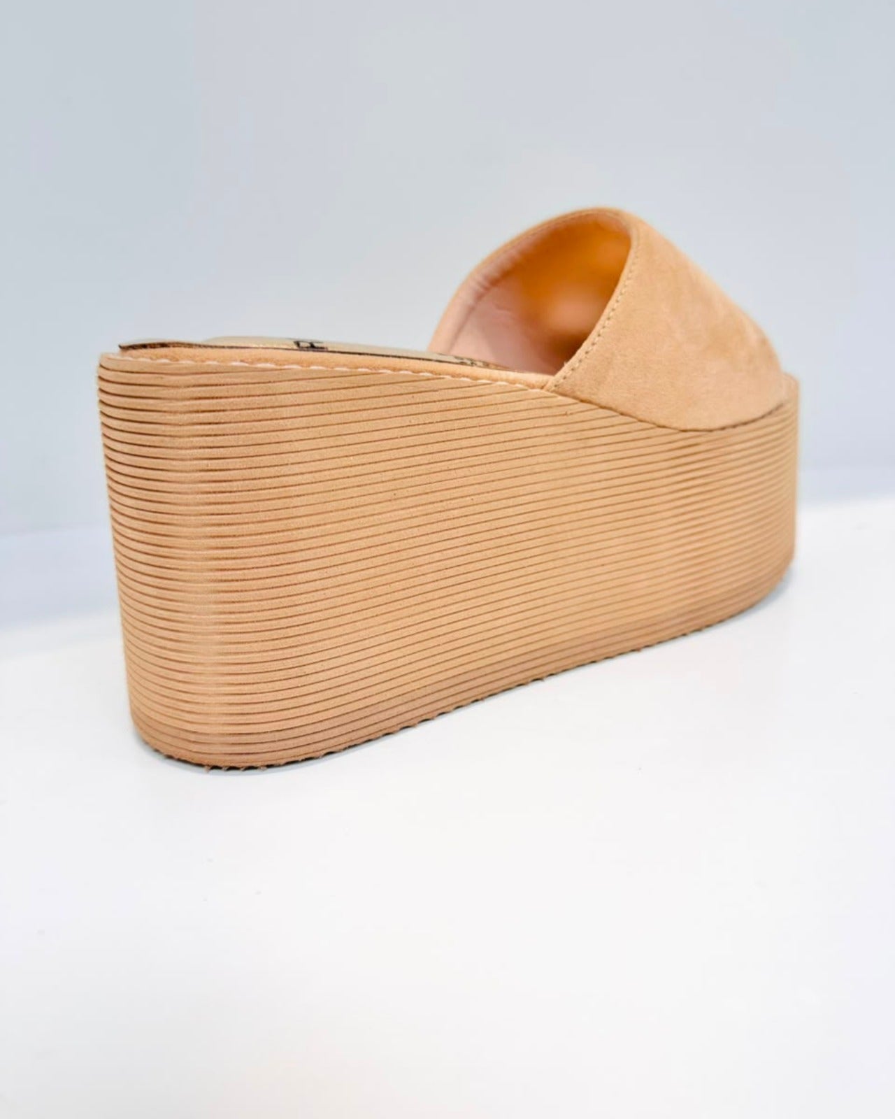 PLATAFORMA NARELLA BEIGE