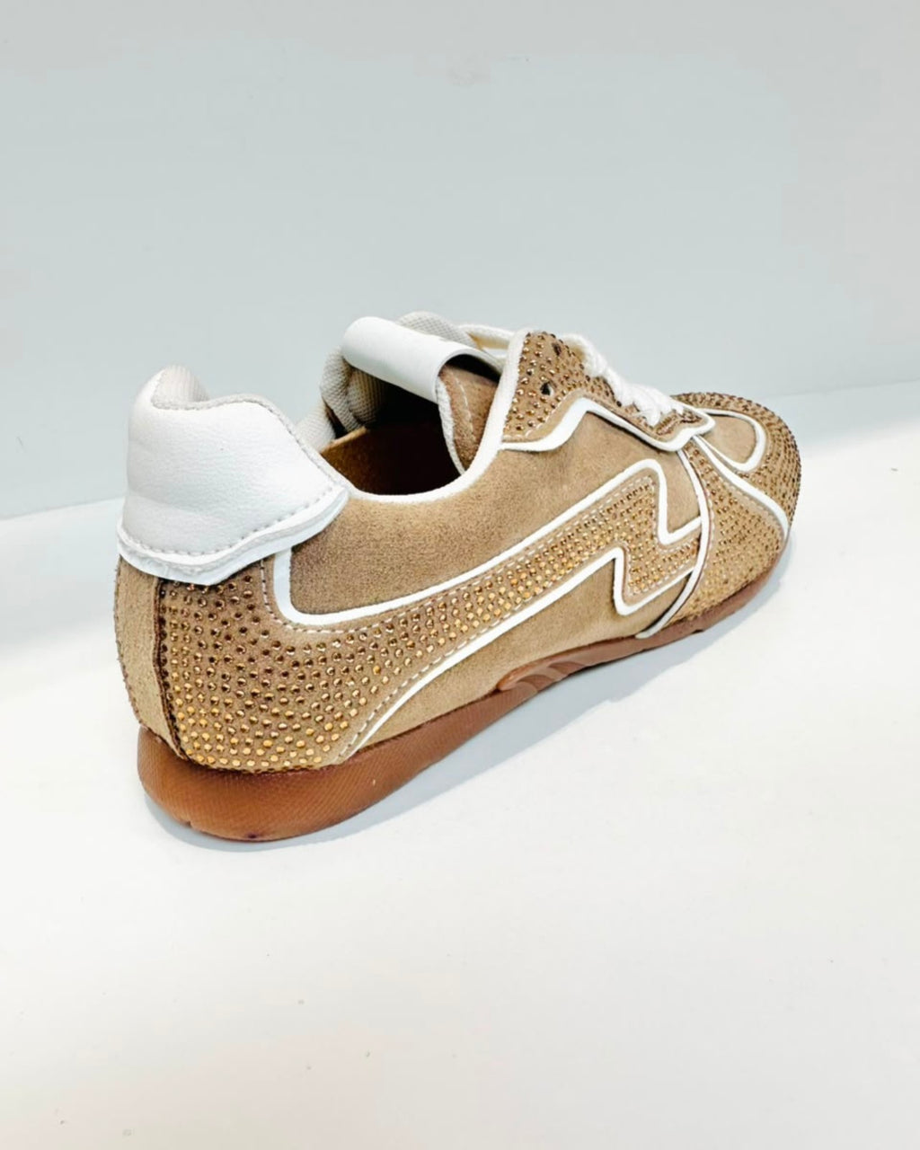 TENIS DEPORTIVO KAILA CON BRILLOS ARENA