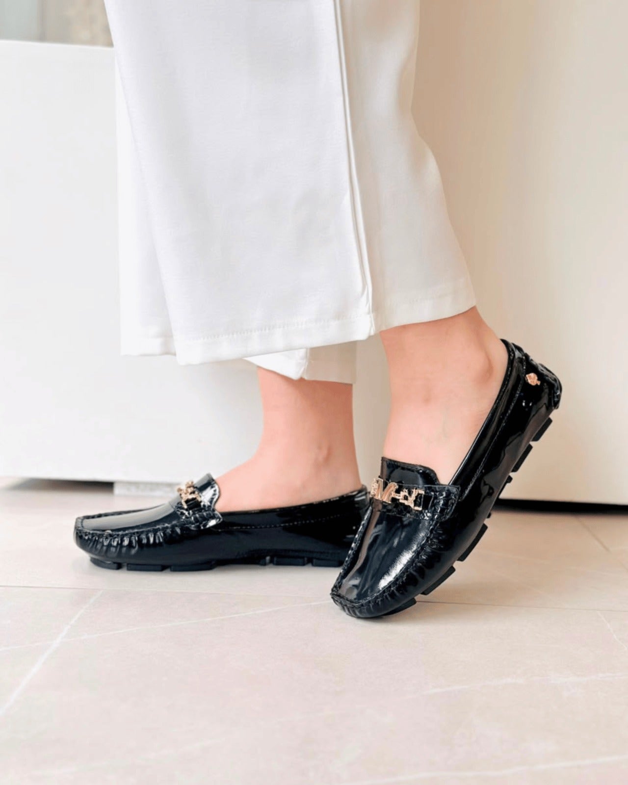 MRCHAROLNEG MOCASIN CHAROL NEGRO
