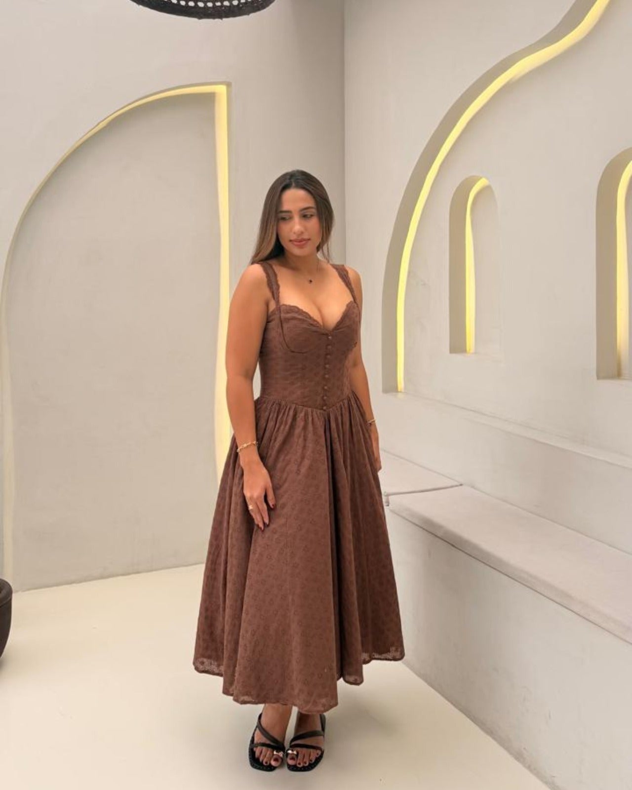 VESTIDO MIDI CAFE