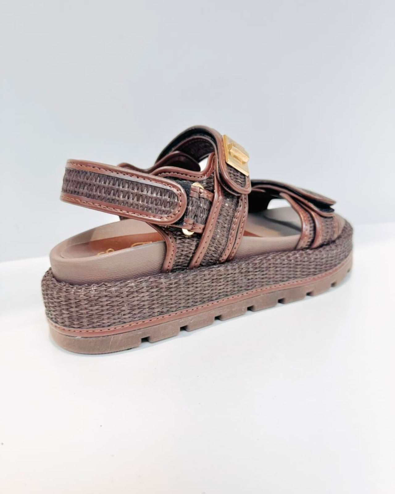 SANDALIA CANOA MAELLE CHOCOLATE