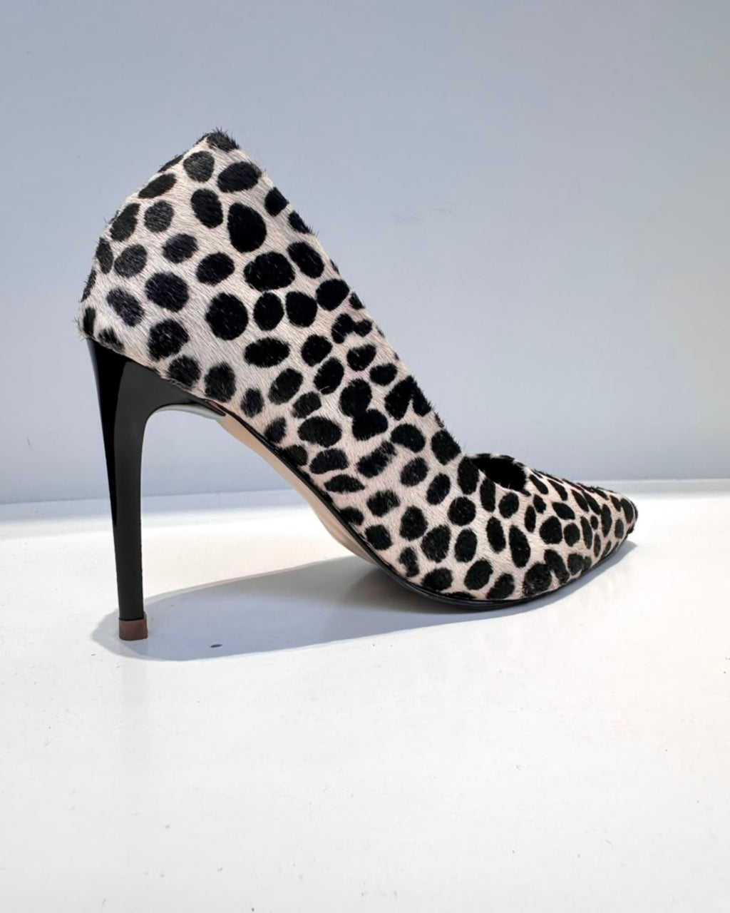 TACÓN VALERIA STILETTO VACA