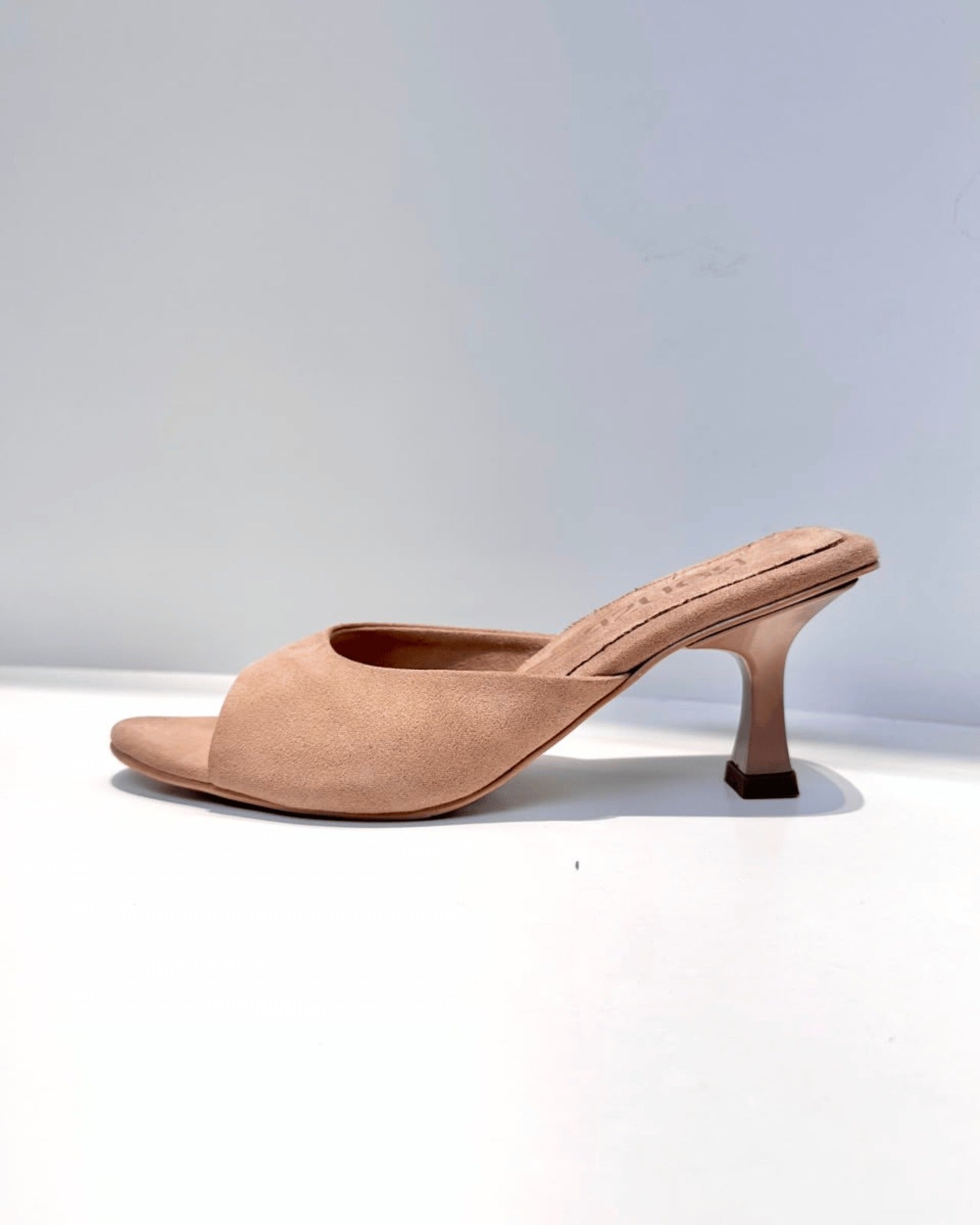 TACÓN CAMILLE ELEGANTE BEIS