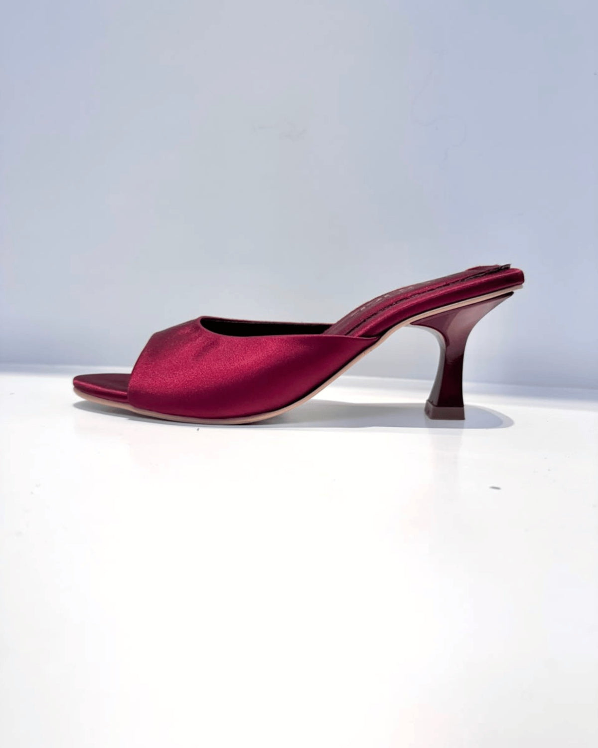 TACÓN CAMILLE ELEGANTE VINO