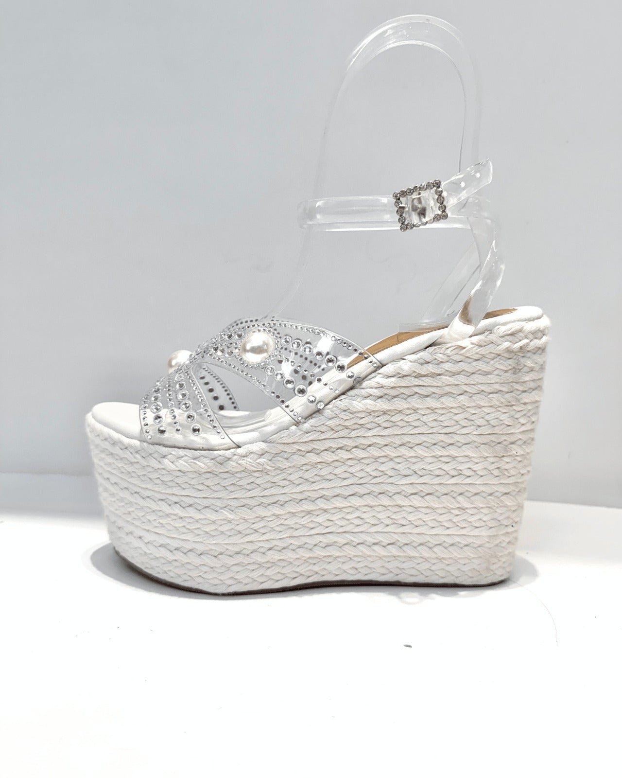 PLATAFORMA CATALINA CON PERLAS