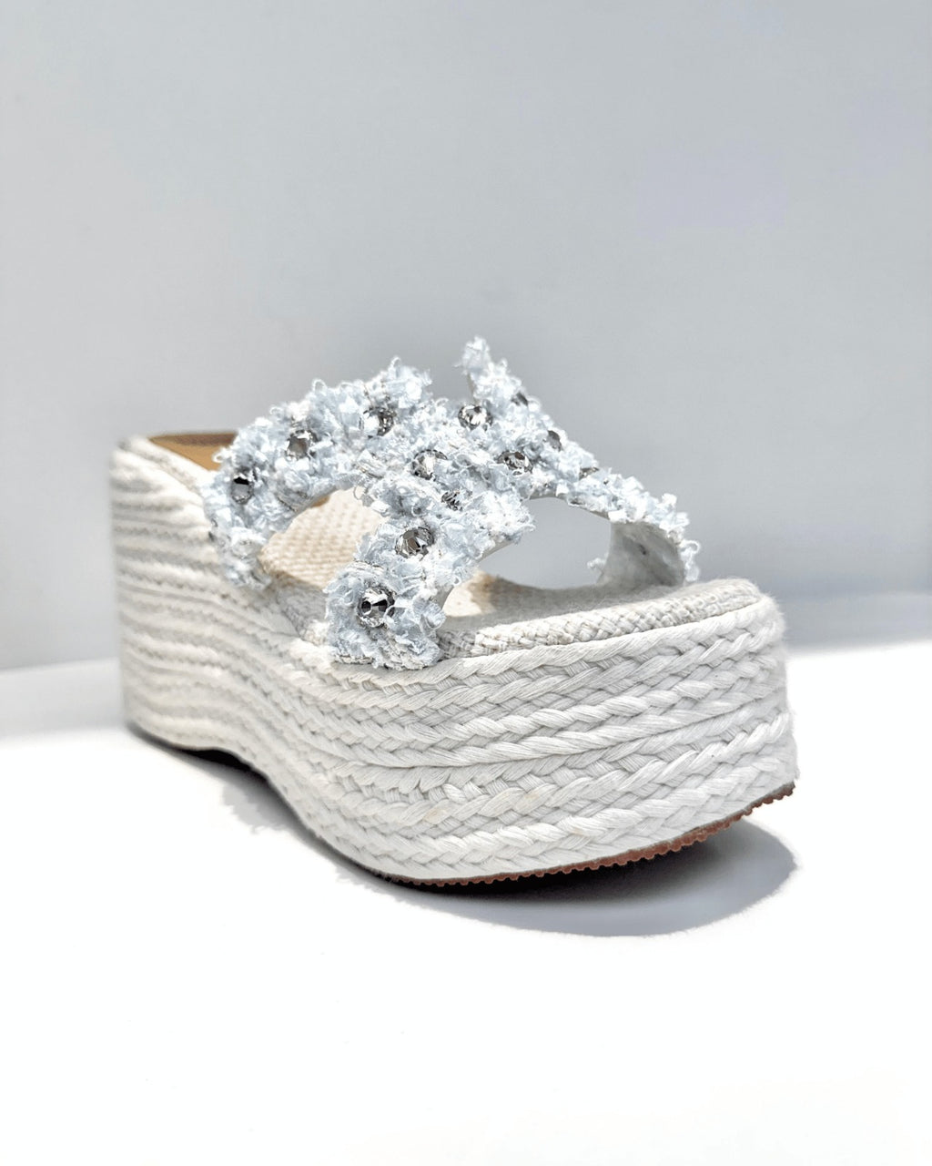 PLATAFORMA KARINA CON PERLAS CELESTE