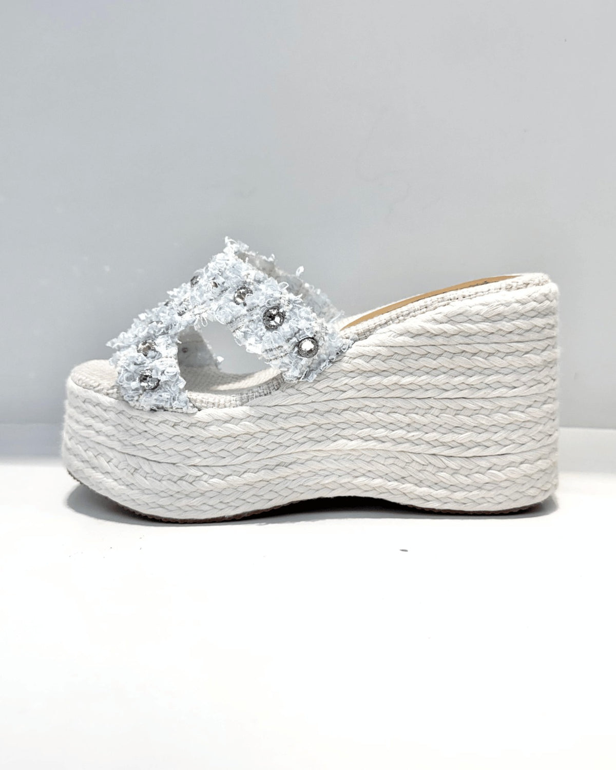 PLATAFORMA KARINA CON PERLAS CELESTE